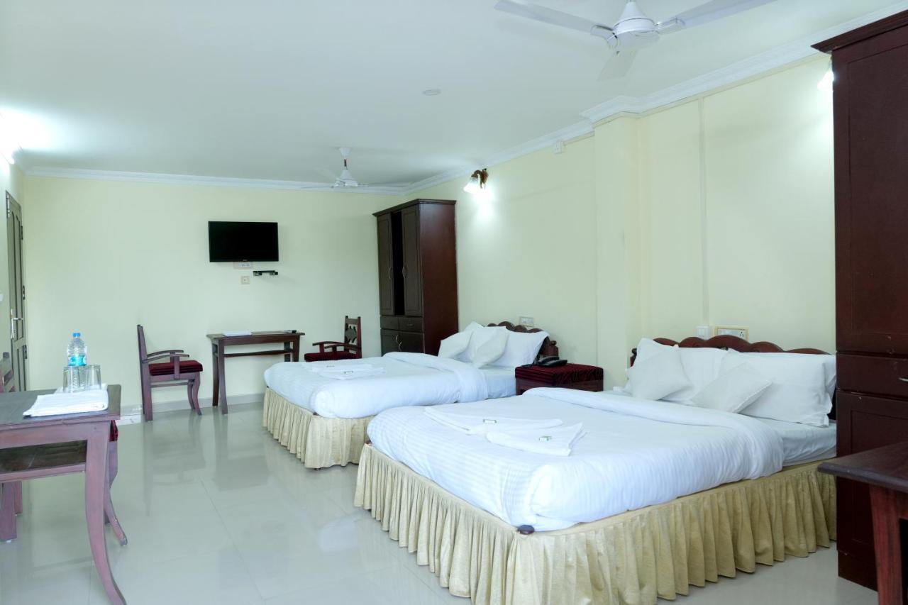 Hotel Lumiere Alappuzha Extérieur photo