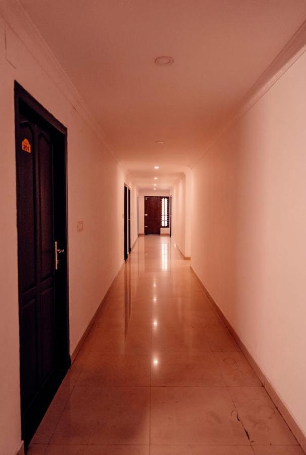 Hotel Lumiere Alappuzha Extérieur photo